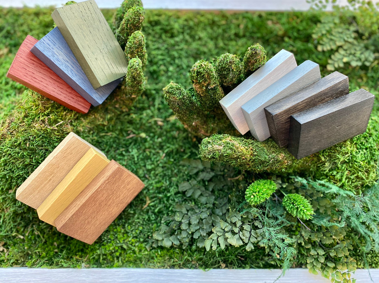 Lovely Green Wall Art Preserved Moss Artwork with LED Lights and Live Moss For Office or Home 1 piece frame