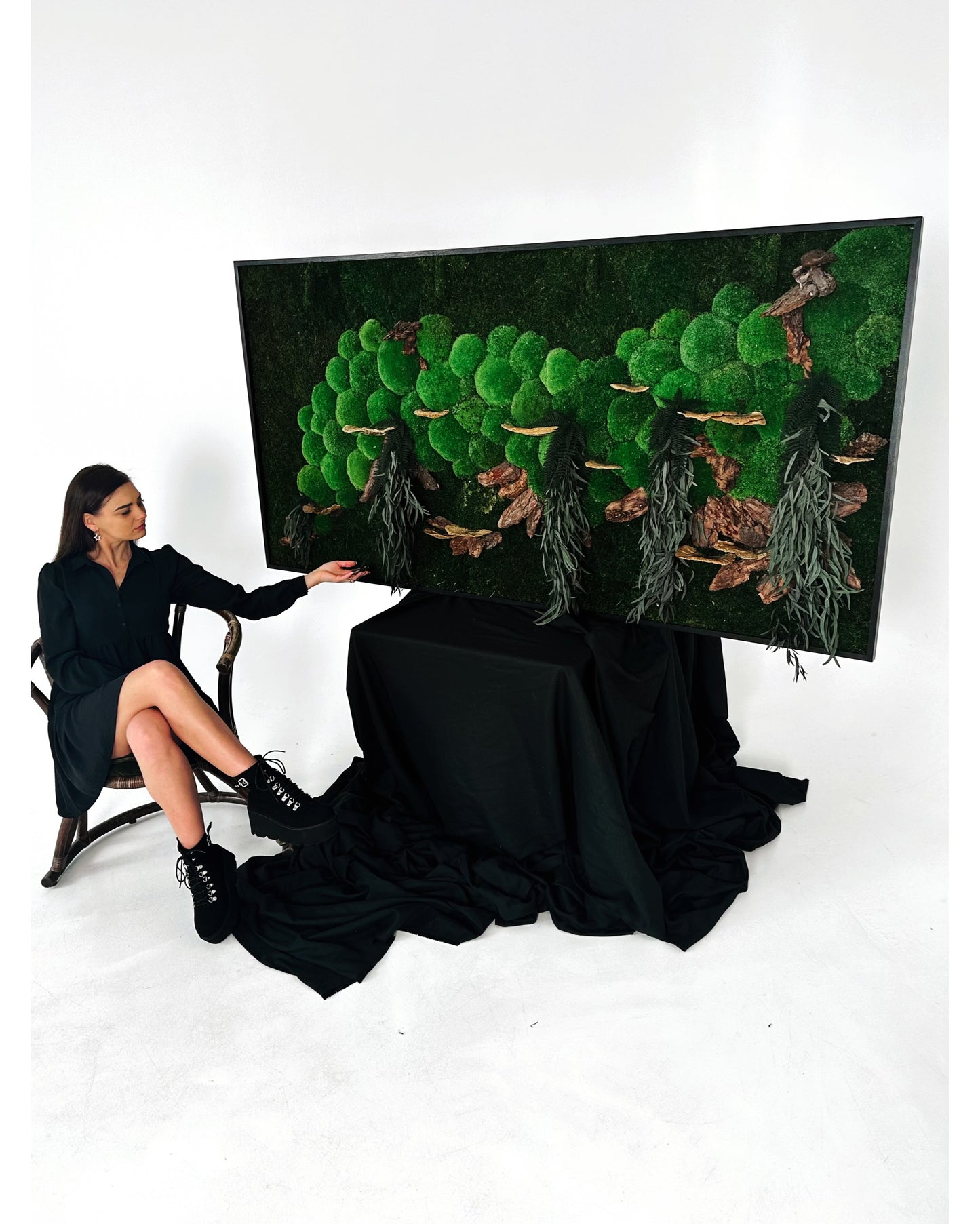 Lovely Green Wall Art Preserved Moss Artwork with LED Lights Moss LED Wall Art Preserved Moss Lighted Moss Wall Art Framed Plant Home Decor