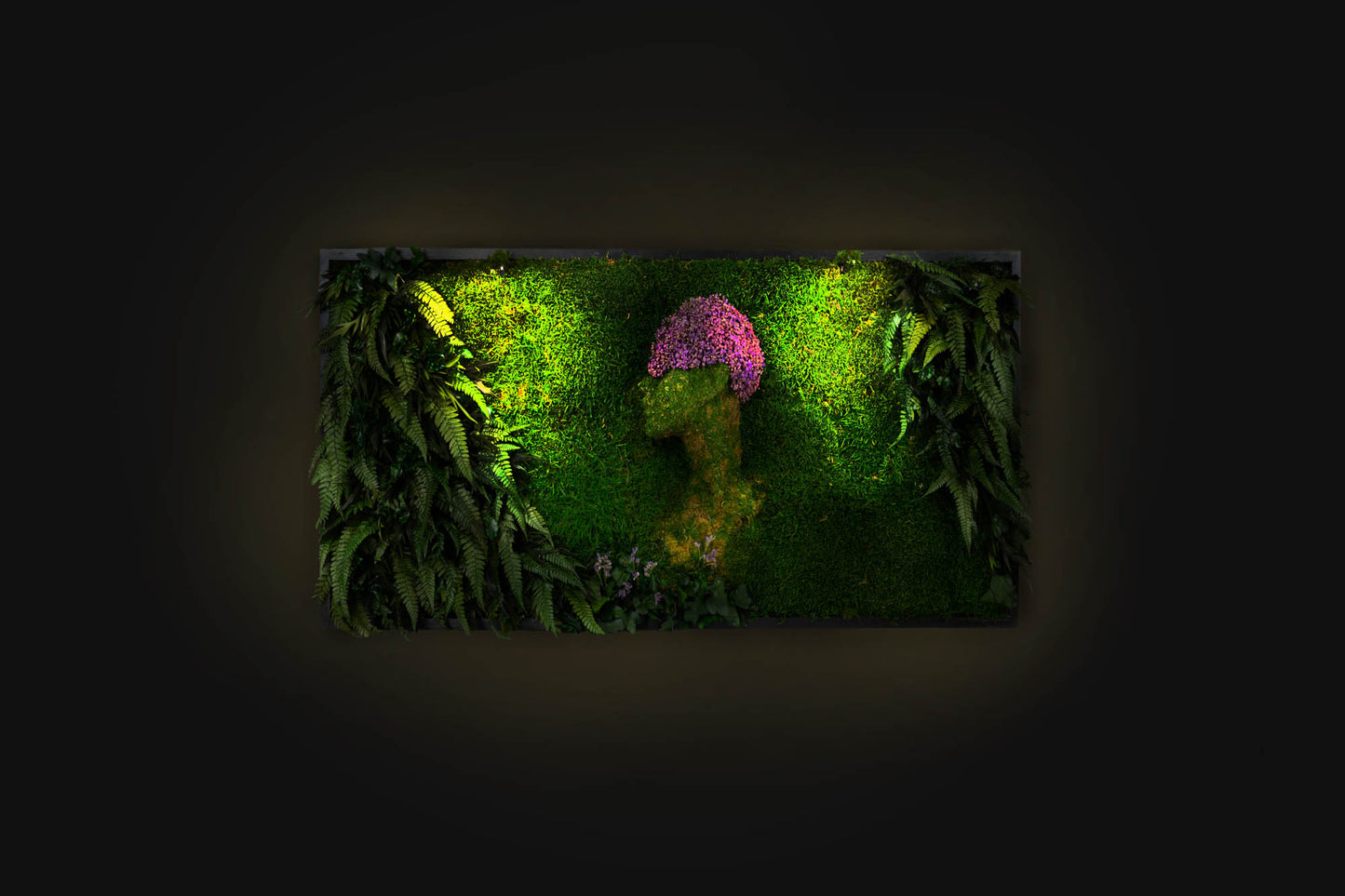 Luxurious Green Wall Art Female Artwork Preserved Moss Panel with LED Lights Moss LED Framed Wall Hanging Plant Home Decor Gift for Home