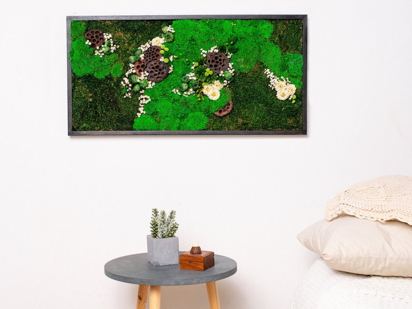Experience the Magic of Nature Indoors with Our Eco-Friendly Preserved Moss Wall Art!